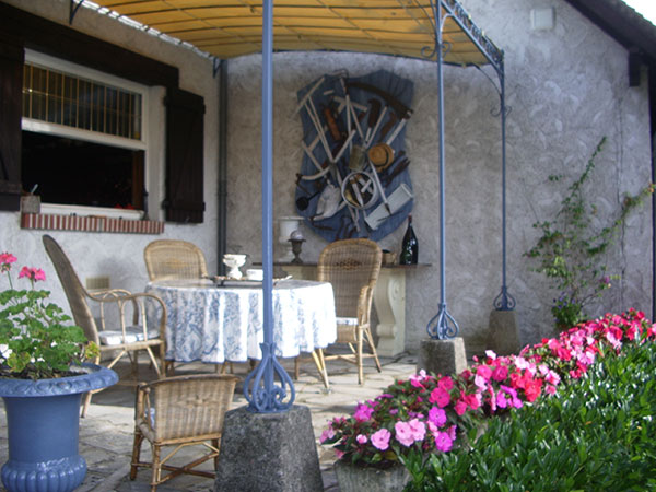 La Gentil'hommière - Chambres d'hôtes en Sologne - La terrasse et la tonnelle